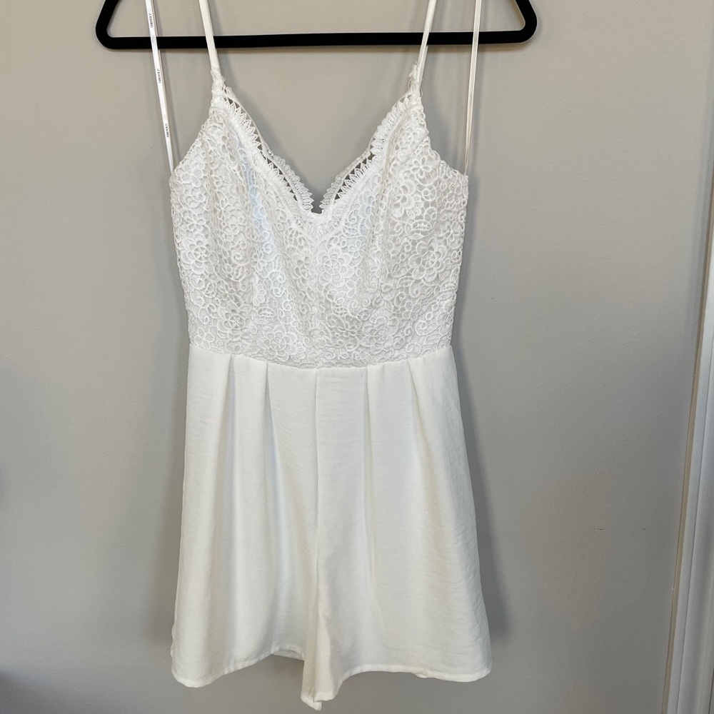 White lace romper Small